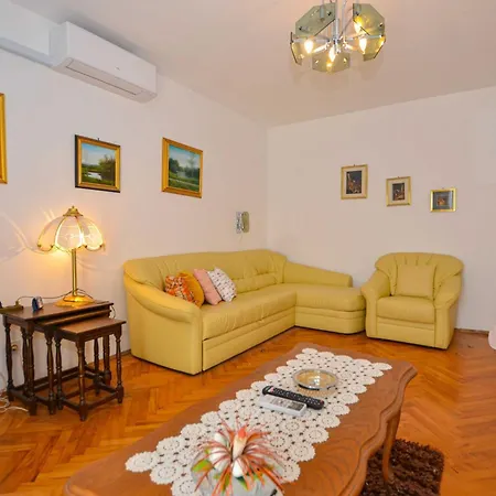 Cozy And Smart With Balcony * Rovinj
